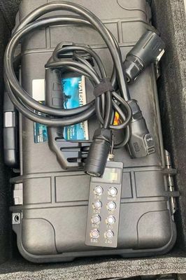 HS102B-OC-A Countermeasures Against Drones Suitcase Portable Drone Jammer 1-4KM